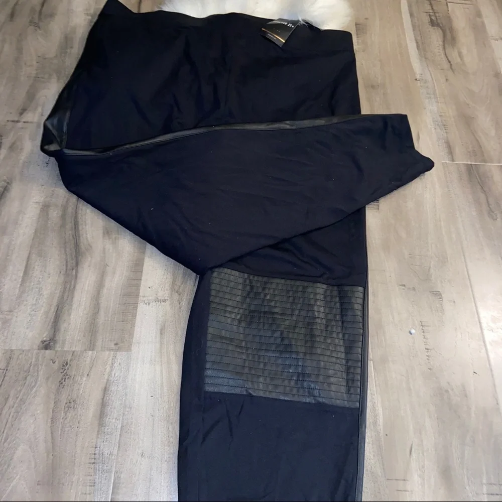 Forever 21 black leggings